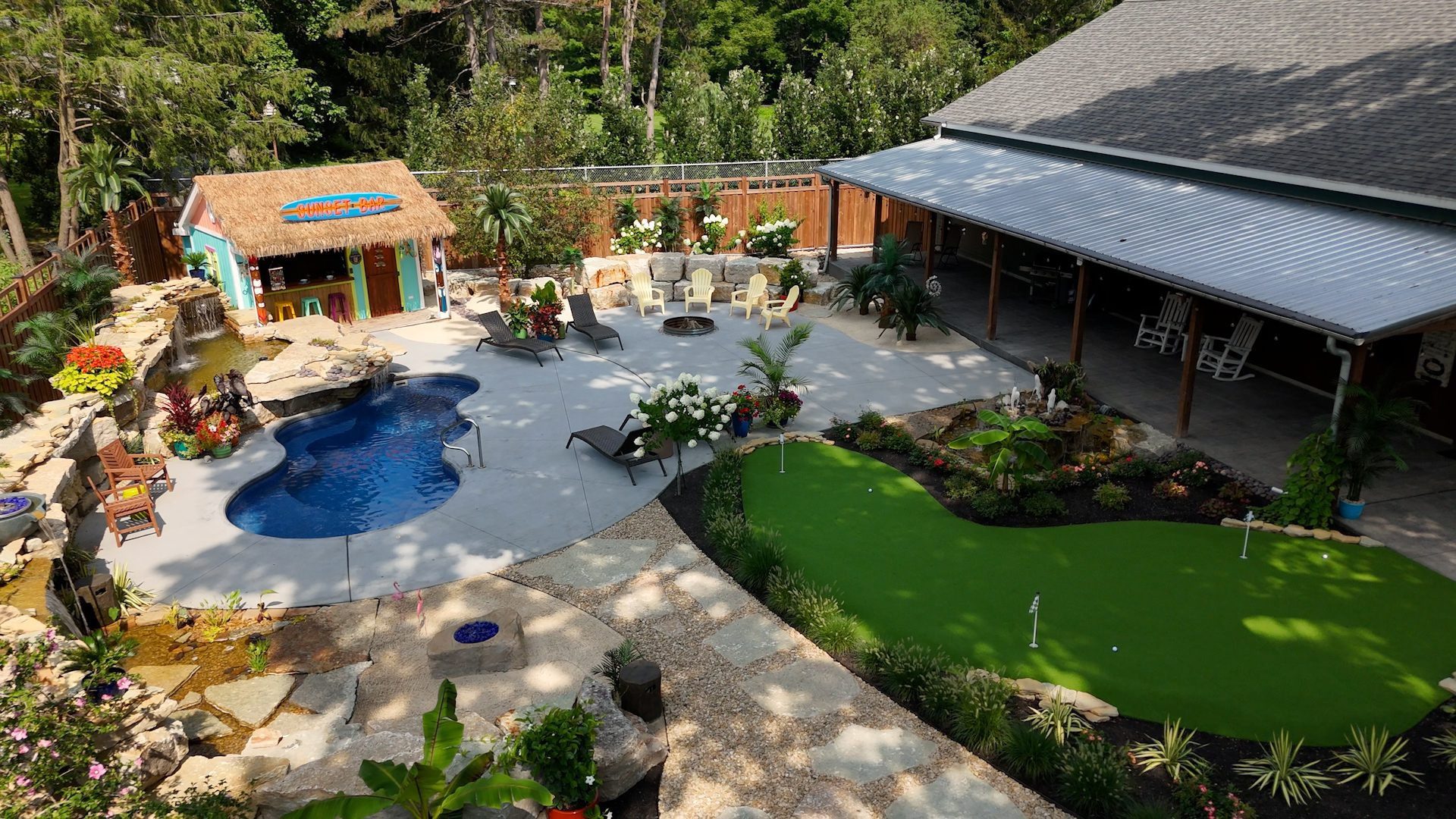 Choosing a Custom Pool Builder in Toledo, OH, for a Well-Planned Outdoor Space